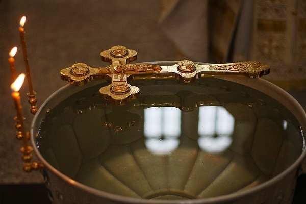 Крещенская вода Вера и надежда картинка