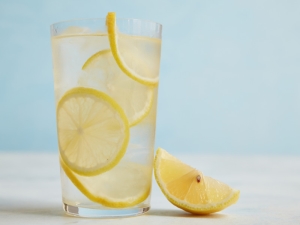 Вода с лимоном по утрам