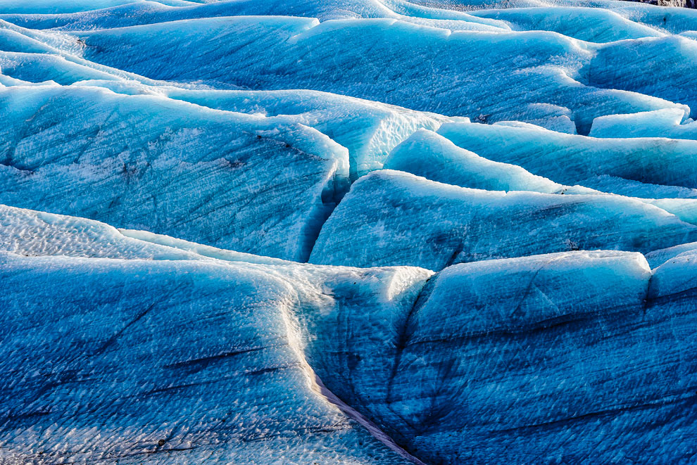 Наиболее значительные ледники находятся на островах Ледовитого океана — Шпицбергене, земле Франца-Ио