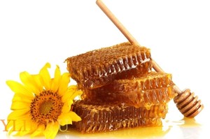 Мед в сотах - продукт пчеловодства