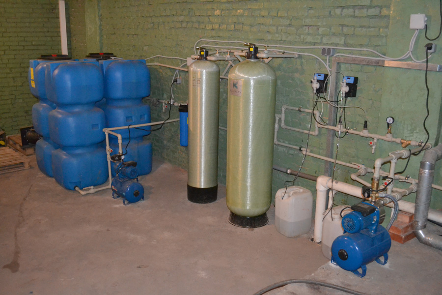 Установка и фильтры доочистки воды в коттедже
