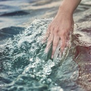 Вода